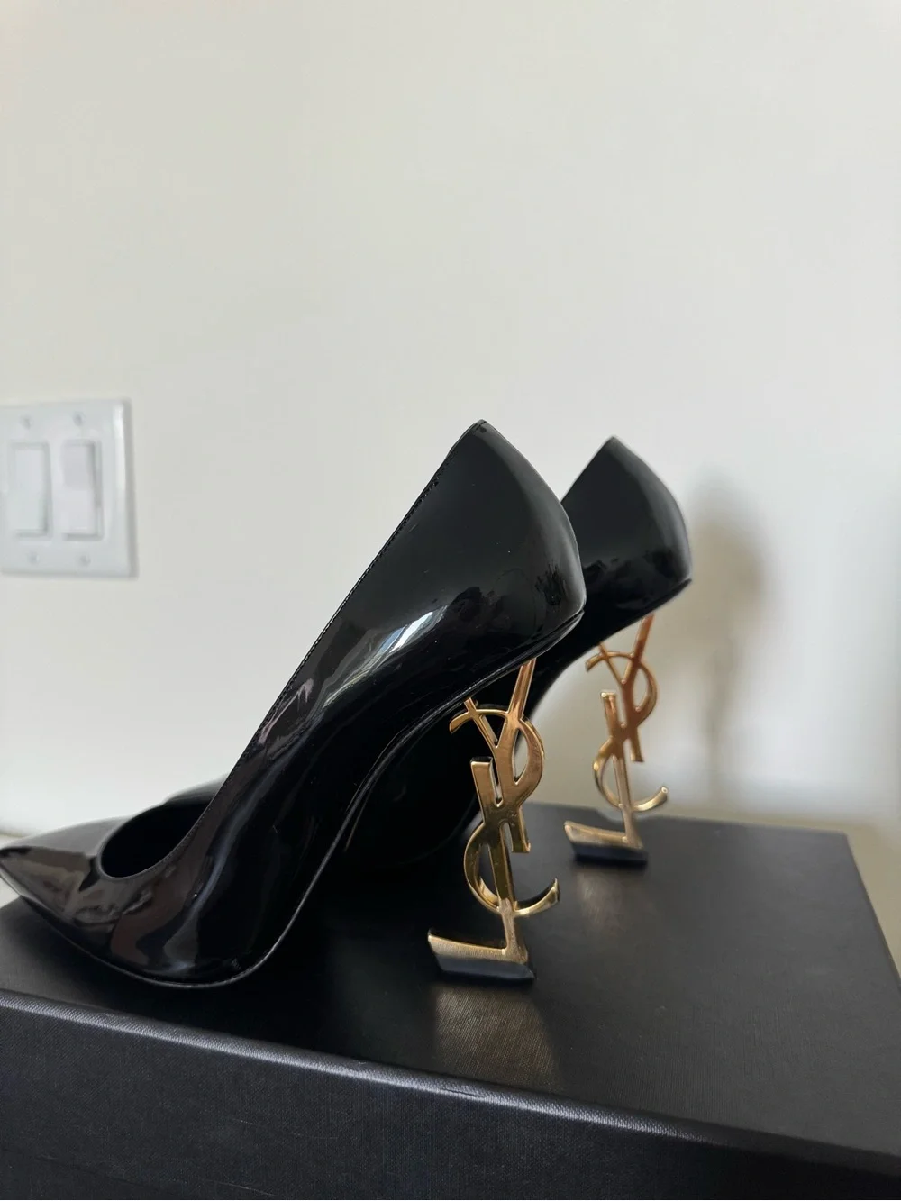 Saint Laurent Opyum YSL Heel Black Patent Leather Pumps - Picture 2 of 11